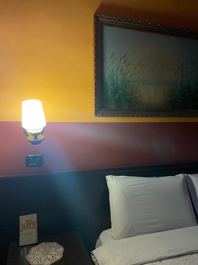 Hotel Rex Tirana Kültér fotó
