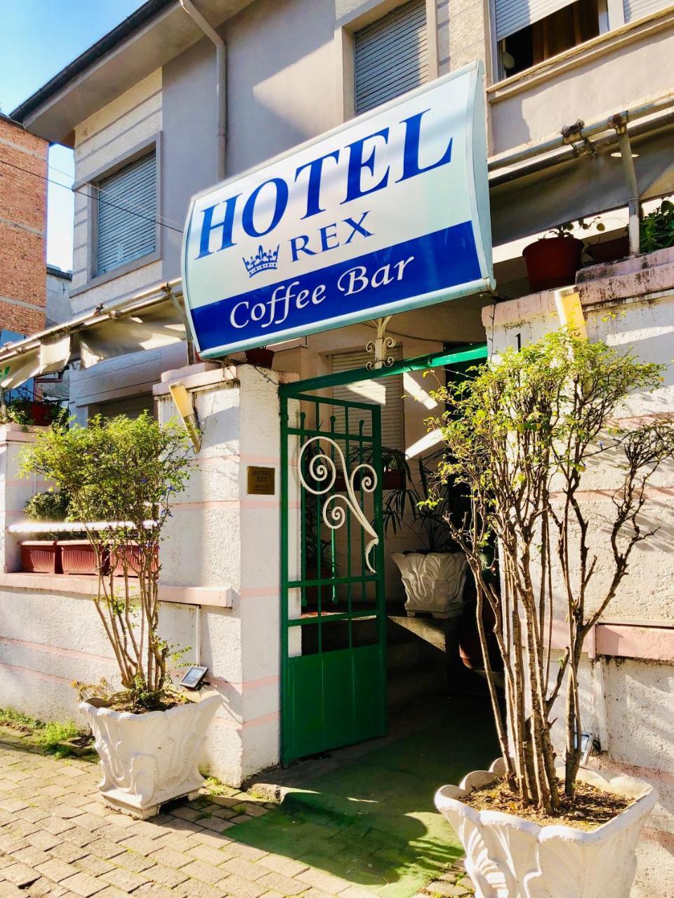 Hotel Rex Tirana Kültér fotó